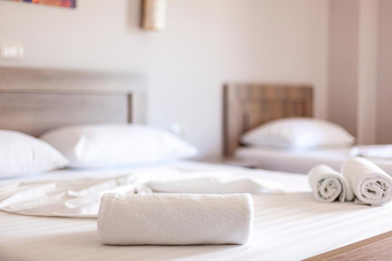 Toni Retzo Rooms Himare Exterior foto